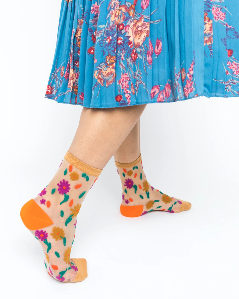 Ditsy Floral Sheer Ankle Sock - Image 3