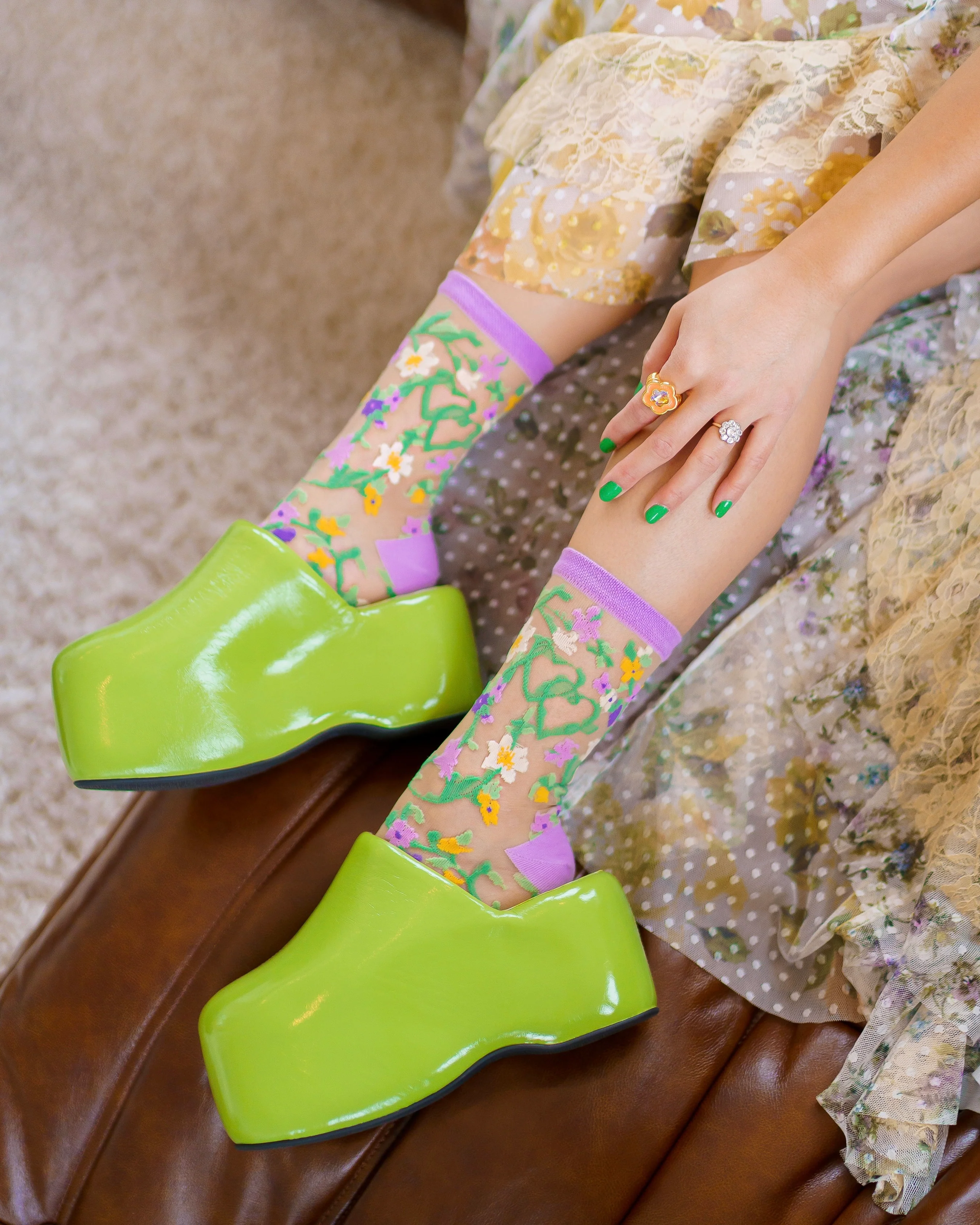 Heart Floral Sheer Crew Sock - Image 6