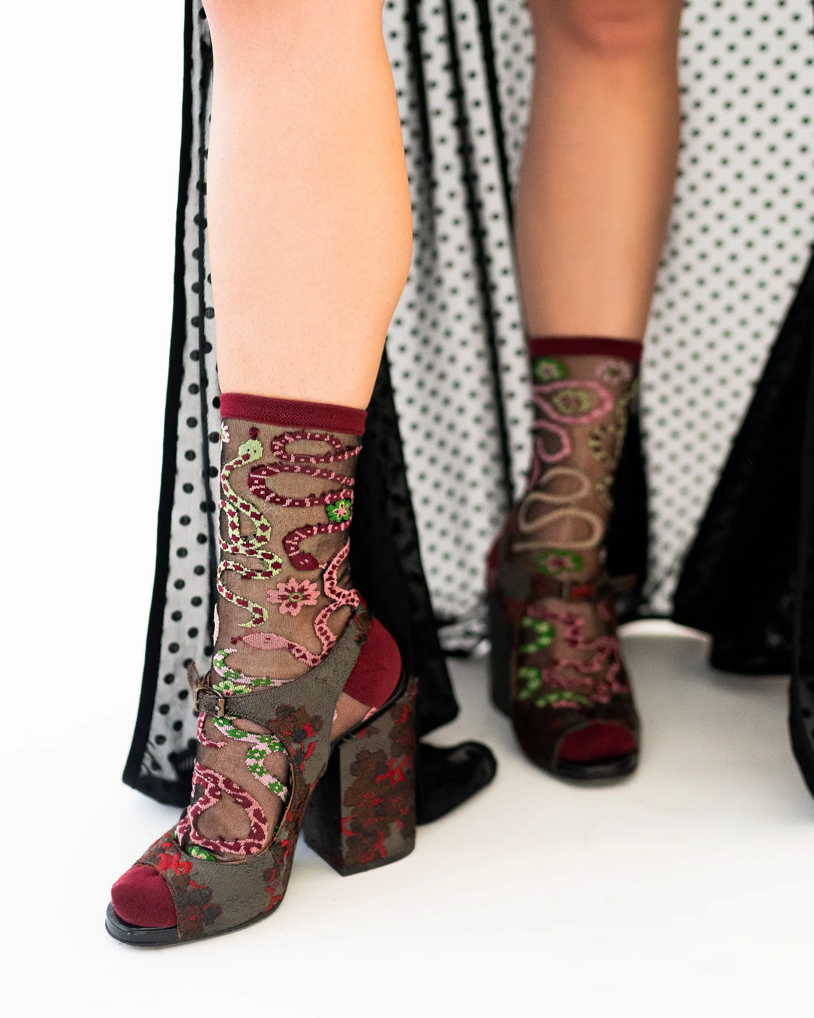 Serpentine Floral Black Sheer Crew Sock - Image 7