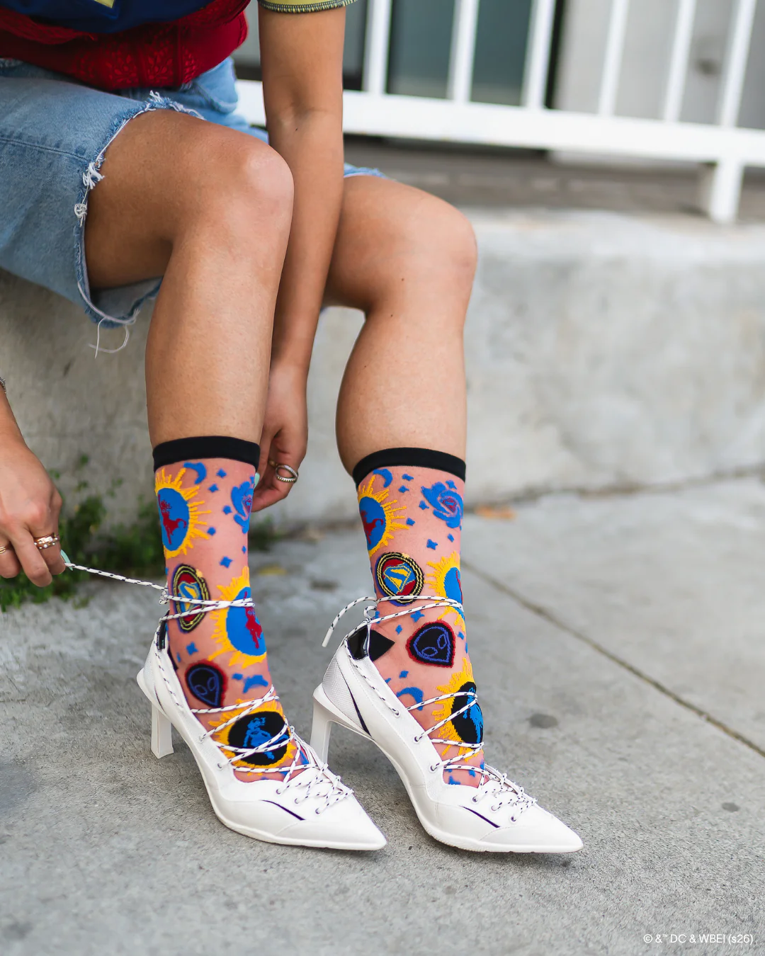 Supergirl Silhouette Shimmer Sheer Crew Sock - Image 12